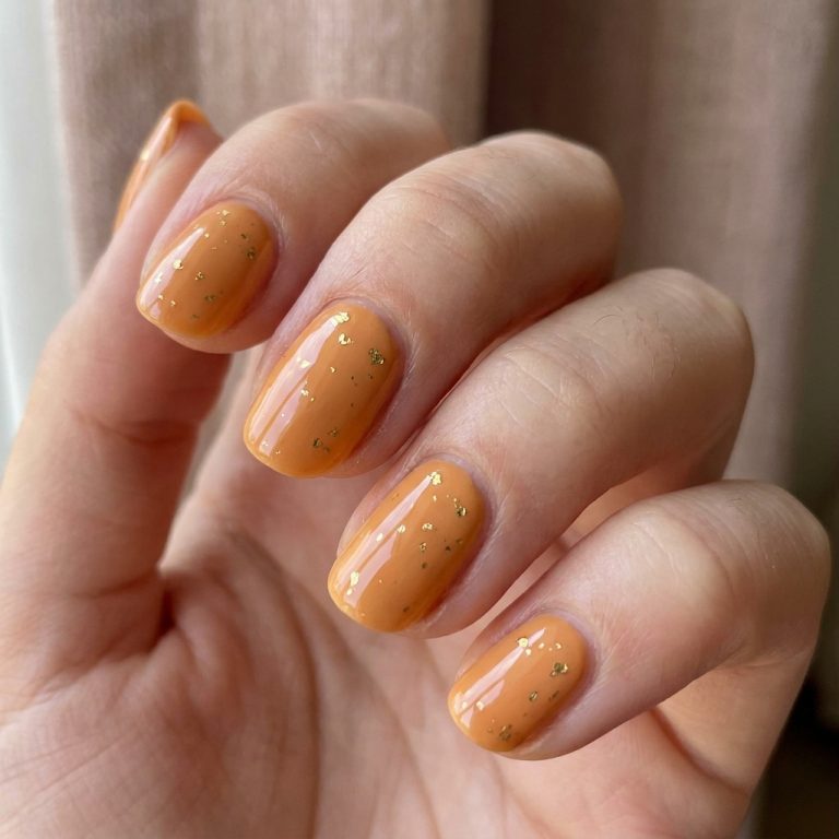 10+ Stunning October Nail Ideas for 2025: Cozy & Spooky Fall Designs